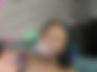 Sienna Divyne's Live Sex Cam Show