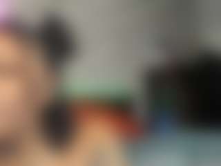Sienna Divyne's Live Sex Cam Show