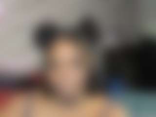 Sienna Divyne's Live Sex Cam Show