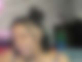 Sienna Divyne's Live Sex Cam Show