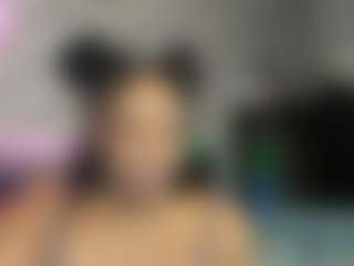 Sienna Divyne's Live Sex Cam Show