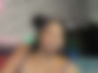 Sienna Divyne's Live Sex Cam Show