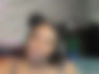 Sienna Divyne's Live Sex Cam Show