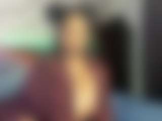 Sienna Divyne's Live Sex Cam Show