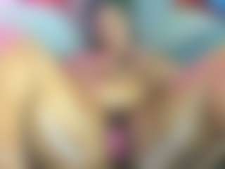 Sienna Divyne's Live Sex Cam Show