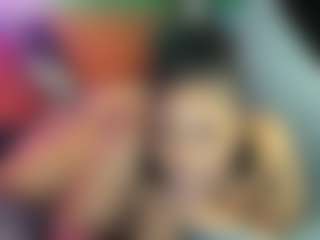 Spettacolo in cam dal vivo con Sienna Divyne - Spank BBW su Camsoda