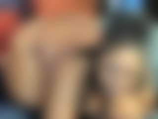 Live cam show with Sienna Divyne - Tease on Camsoda