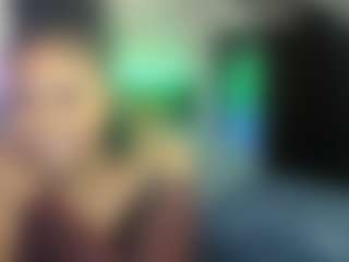 Sienna Divyne's Live Sex Cam Show