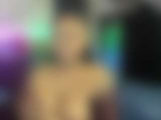 Sienna Divyne's Live Sex Cam Show