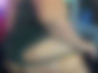 Sienna Divyne's Live Sex Cam Show