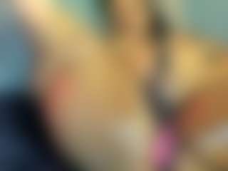 Sienna Divyne's Live Sex Cam Show
