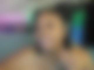 Live cam show with Sienna Divyne - Arab BBW on infinitiblacc.com