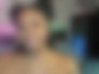 Sienna Divyne's Live Sex Cam Show