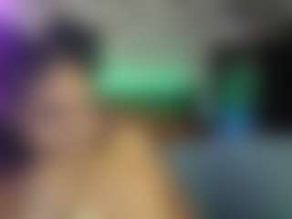 Sienna Divyne's Live Sex Cam Show