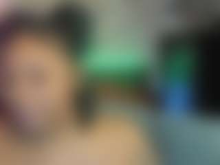 Sienna Divyne's Live Sex Cam Show