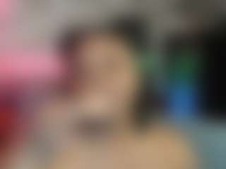Sienna Divyne's Live Sex Cam Show