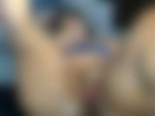Sienna Divyne's Live Sex Cam Show