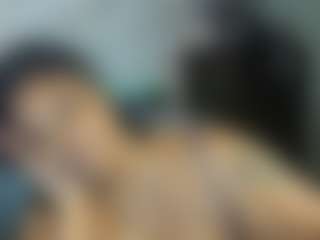 Live cam show with Sienna Divyne - Curvy Toys on Soda Cam
