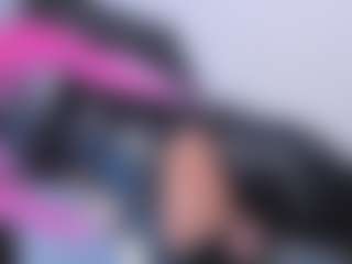 Live cam show with Ivanna Hunt - Lean on CamSextacy