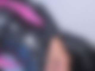 Live cam show with Ivanna Hunt - Spanish on Streamer API