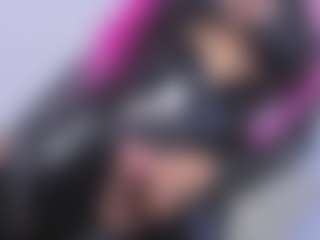Live cam show with Ivanna Hunt - Average on livesuperchat.net