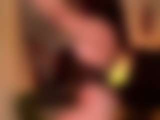 Live cam show with LisaMonroe - Toys on CamClone
