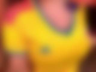 Live cam show with LisaMonroe - Glasses on TastyBlacksLive