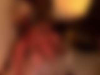 Live cam show with LisaMonroe - Living Room on https://playwithruby.com