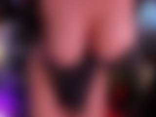 ValeryMagic-ts's Live Sex Cam Show