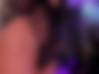 ValeryMagic-ts's Live Sex Cam Show