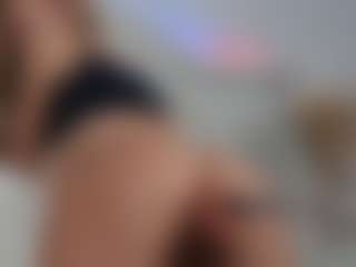 Caroll Ass's Live Sex Cam Show
