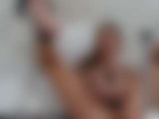 Caroll Ass's Live Sex Cam Show