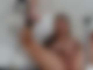 Live cam show with Caroll Ass - Striptease MILF on crypto-cams