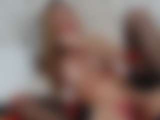 Live cam show with Caroll Ass - Skinny on Camsoda