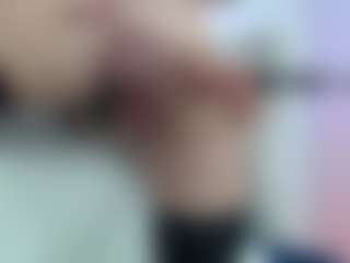Live cam show with Caroll Ass - Brown Hair MILF on Camsoda