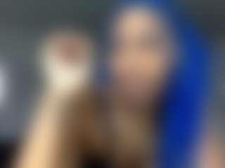 bluuxhoneyy's Live Sex Cam Show