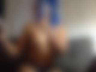bluuxhoneyy's Live Sex Cam Show