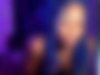 bluuxhoneyy's Live Sex Cam Show