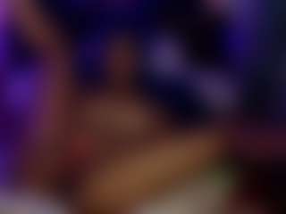 bluuxhoneyy's Live Sex Cam Show
