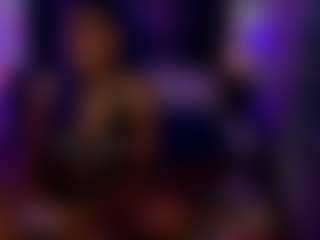 bluuxhoneyy's Live Sex Cam Show