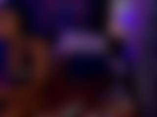 bluuxhoneyy's Live Sex Cam Show