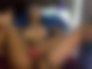 bluuxhoneyy's Live Sex Cam Show
