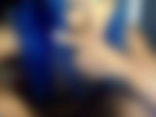 bluuxhoneyy's Live Sex Cam Show