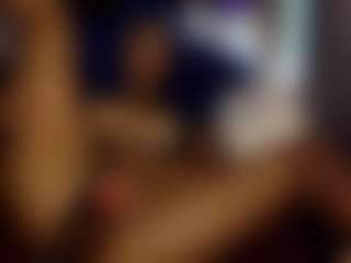 bluuxhoneyy's Live Sex Cam Show
