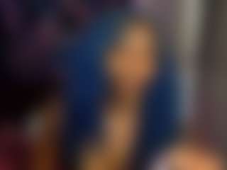 bluuxhoneyy's Live Sex Cam Show