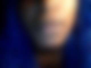 bluuxhoneyy's Live Sex Cam Show