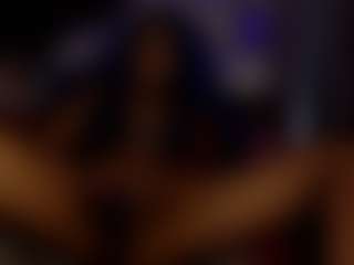 bluuxhoneyy's Live Sex Cam Show