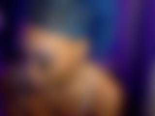 bluuxhoneyy's Live Sex Cam Show
