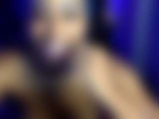 bluuxhoneyy's Live Sex Cam Show