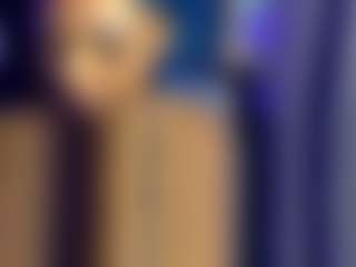 bluuxhoneyy's Live Sex Cam Show